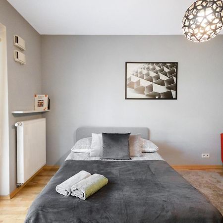 Clicktheflat Artistic Estate Apartment Warsaw Ngoại thất bức ảnh